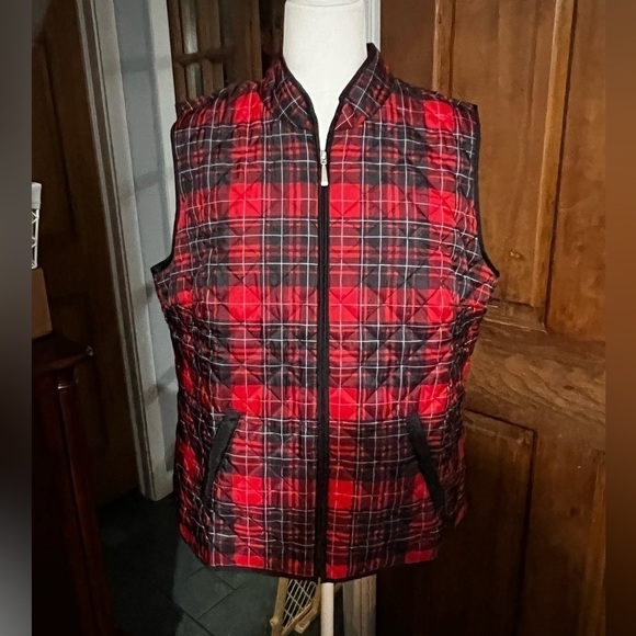 Nwt- Karen Scott Red & Black Quilted Vest - Picture 2 of 6